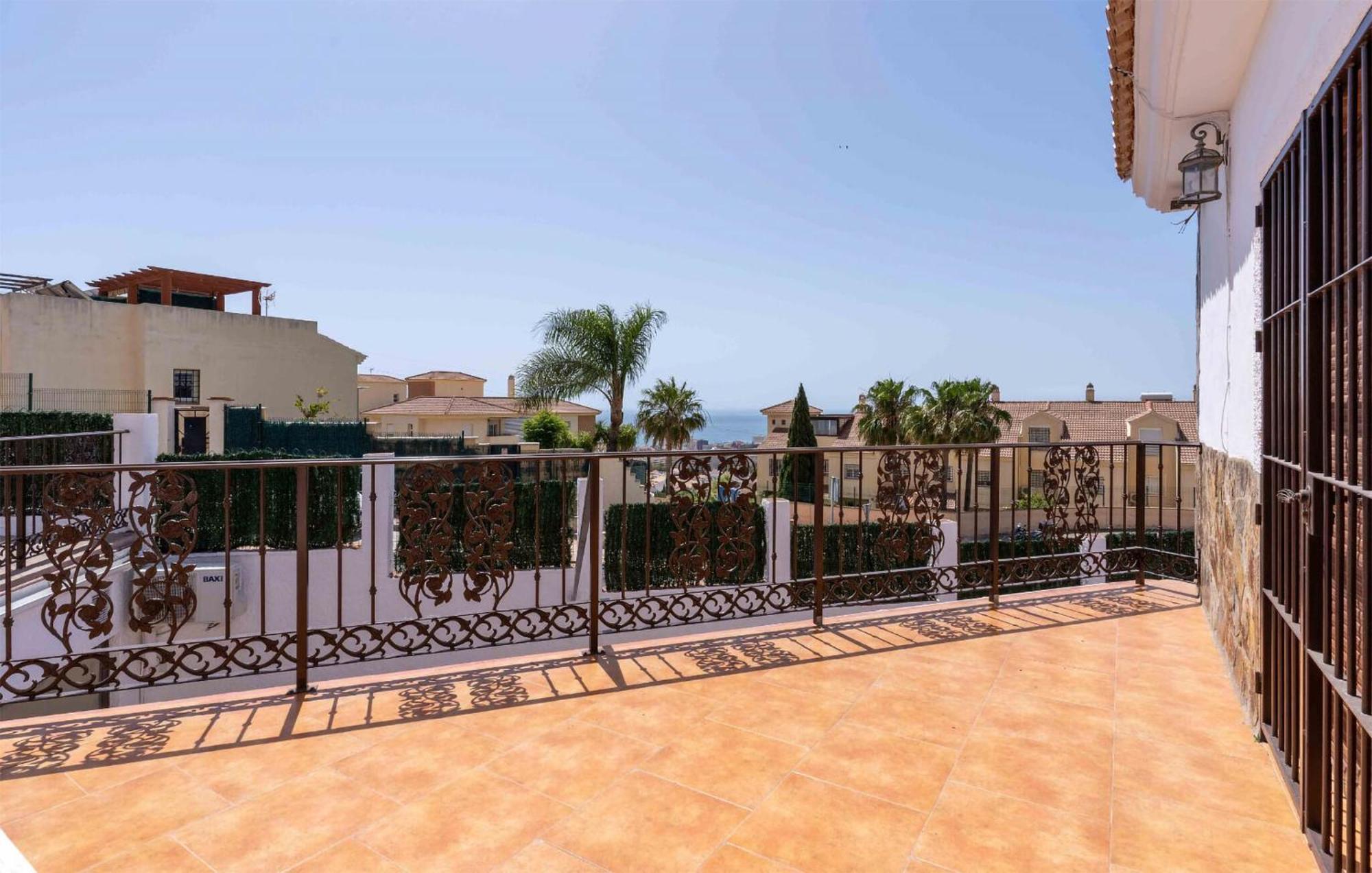 Lovely Home In Benalmadena With Kitchen 外观 照片