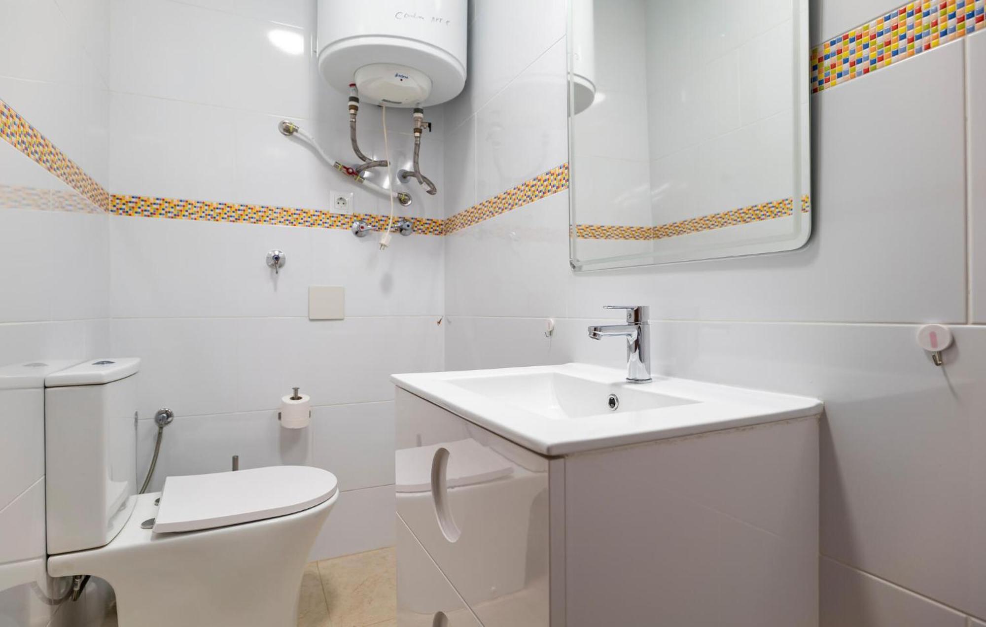 Lovely Home In Benalmadena With Kitchen 外观 照片